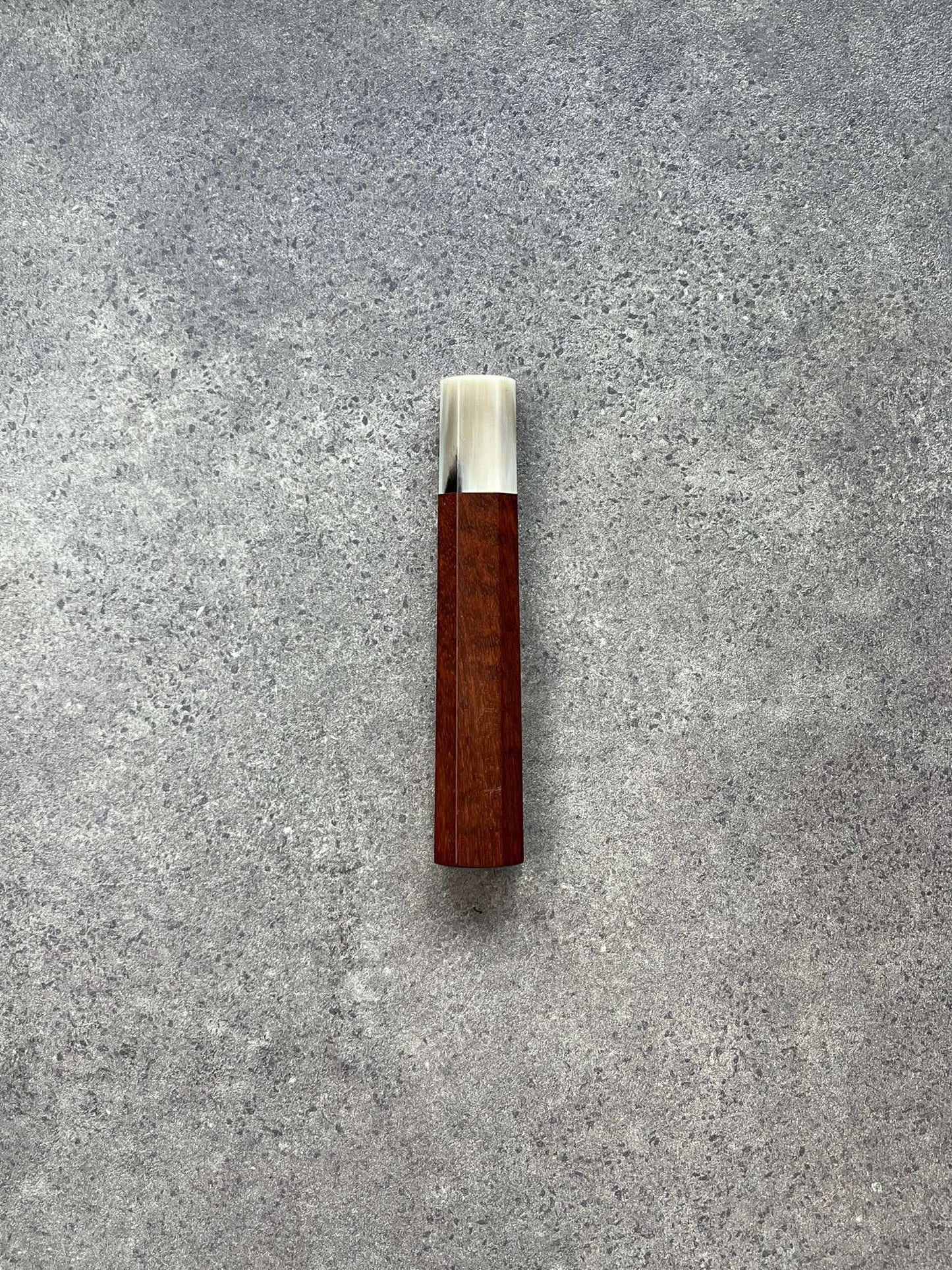 Rukojeť ze Snakewood a buvolího rohu - osmihranná
