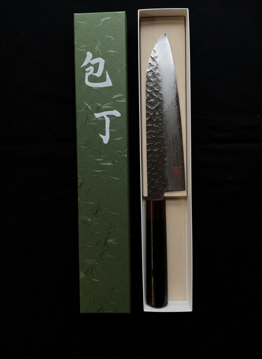 Iseya Santoku 180 mm – VG10 damašková ocel, 33 vrstev