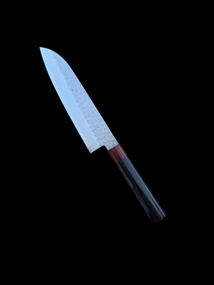 Iseya Santoku 180 mm – VG10 damašková ocel, 33 vrstev