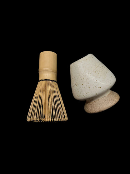 Matcha metlička z bambusu CHASEN s keramickým stojanem