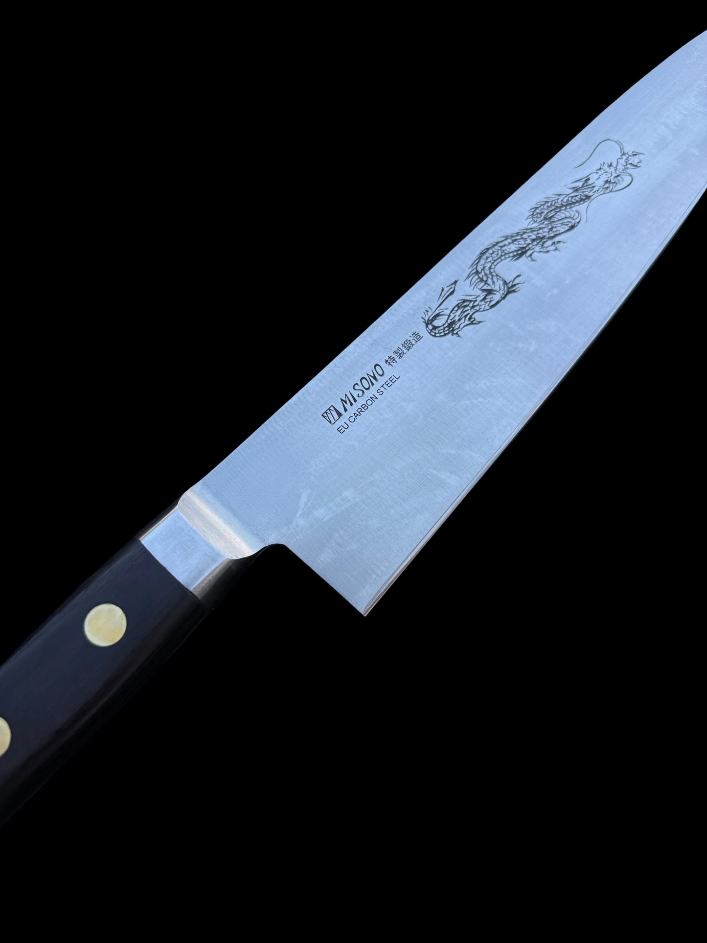 Misono Gyuto 240mm Uhlíková ocel Gravírování draka