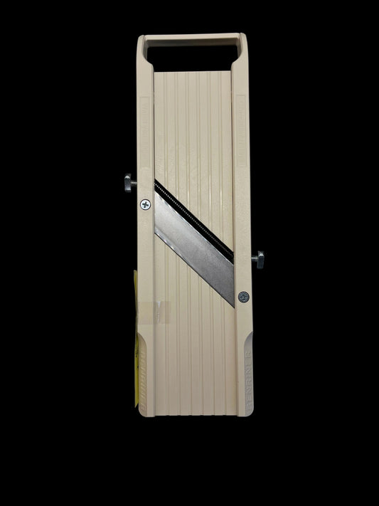 Mandolína Benriner Premium no. 64