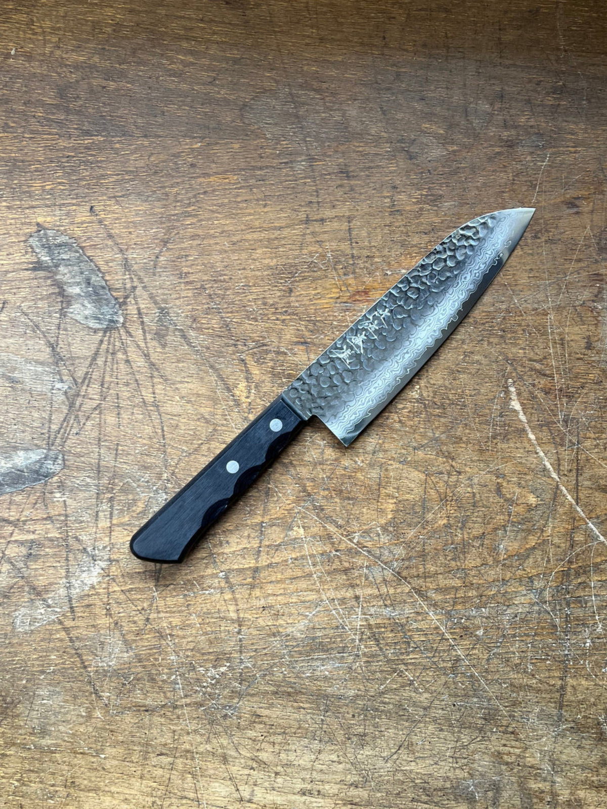 Tosa Tsuboya Santoku 180mm Damascus Tsuchime