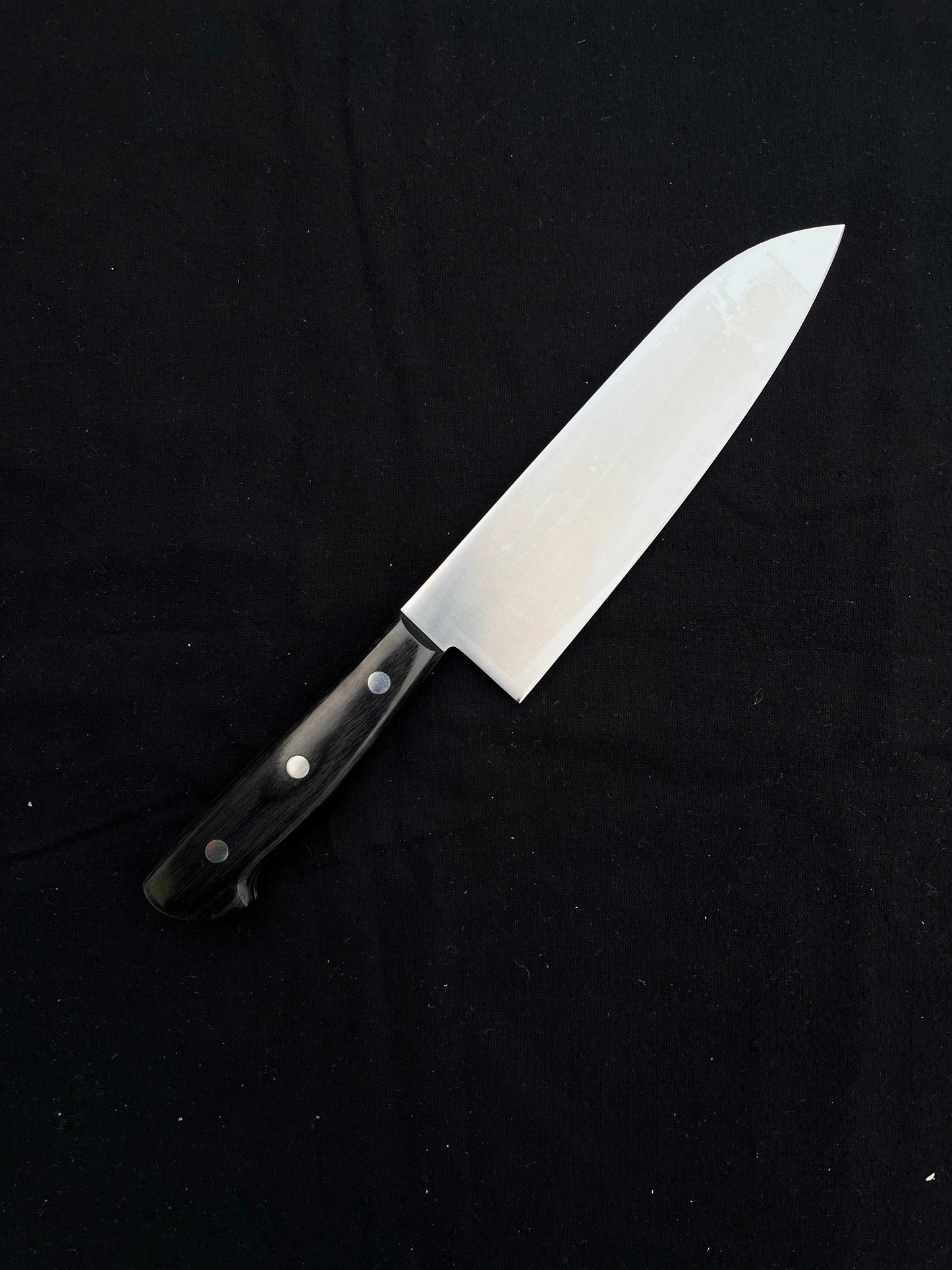 Iseya Jihei Santoku 180 mm 8A Molybden-chrom nerezová ocel