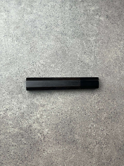 Rukojeť Ebony s ferule z buvolího rohu - osmihranná