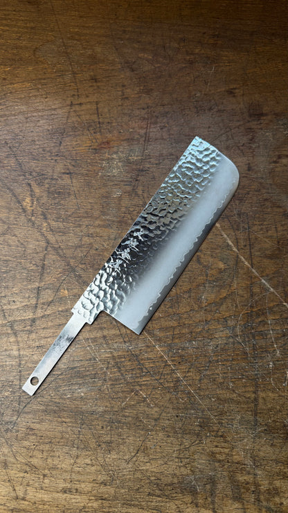 Čepel Tosa Tsuboya Nakiri 180mm Damascus Tsuchime
