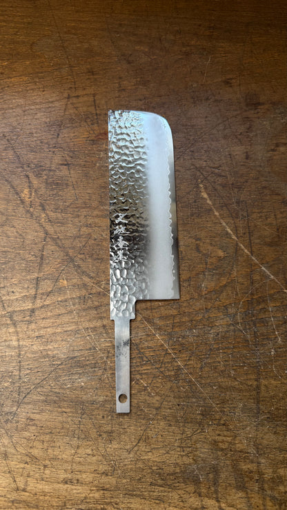 Čepel Tosa Tsuboya Nakiri 180mm Damascus Tsuchime