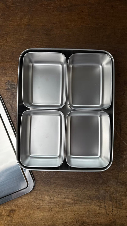 Yakumi Pan Mise en Place zásobník na suroviny se 4 přihrádkami a víkem