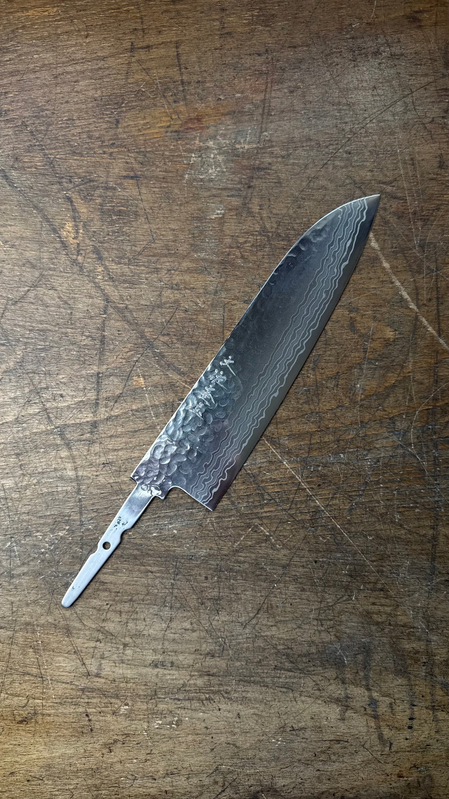 Čepel Tosa Tsuboya Santoku 180mm Damascus Tsuchime
