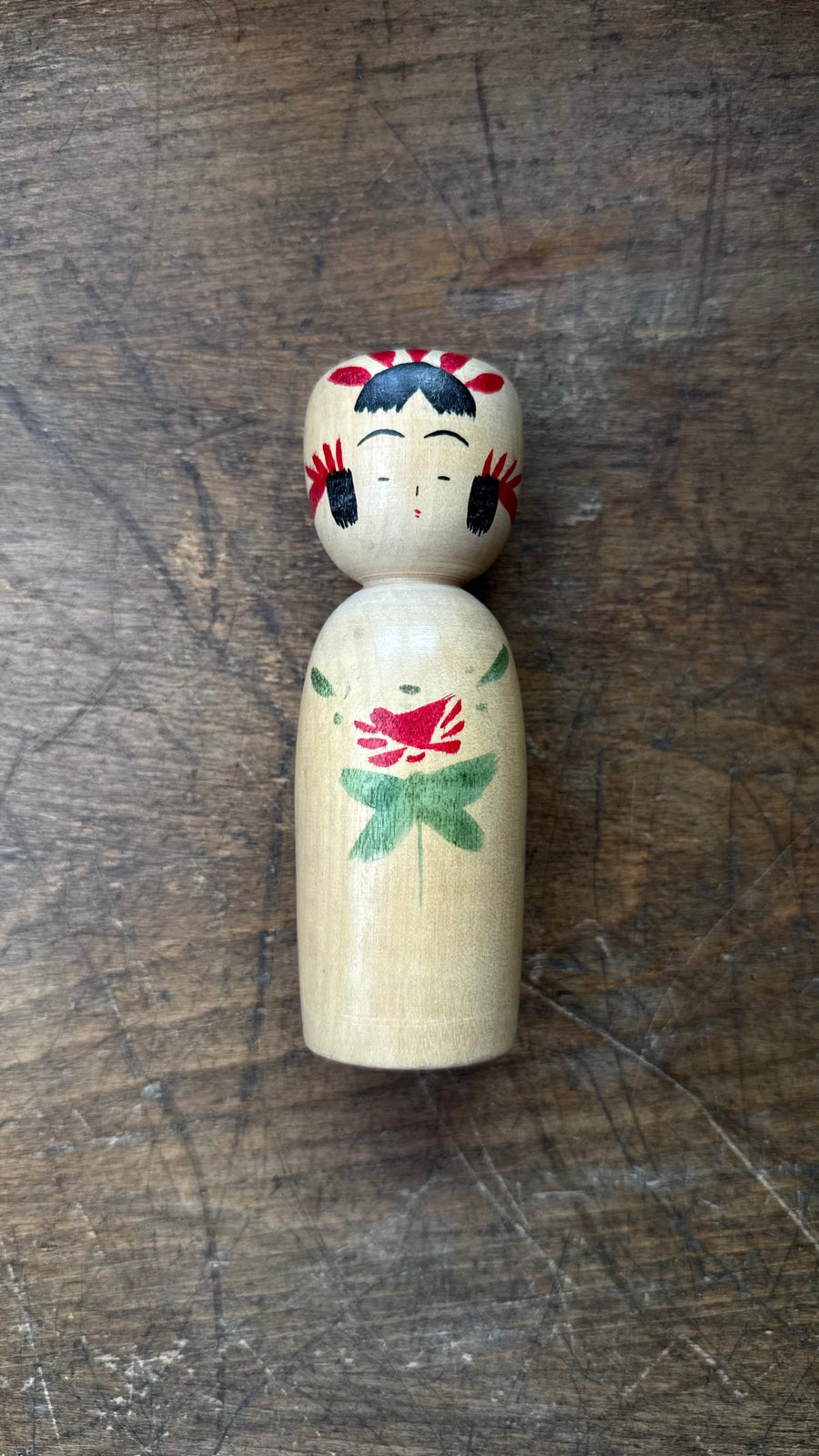 Kokeshi panenka od Hiraga Sadazou