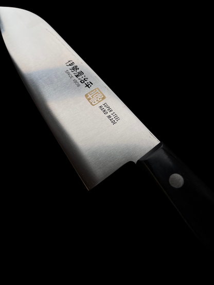 Iseya Jihei Santoku 180 mm 8A Molybden-chrom nerezová ocel