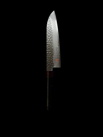 Iseya Santoku 180 mm – VG10 damašková ocel, 33 vrstev