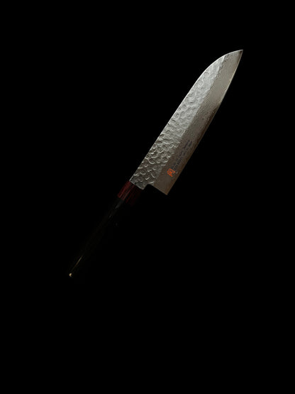 Iseya Santoku 180 mm – VG10 damašková ocel, 33 vrstev