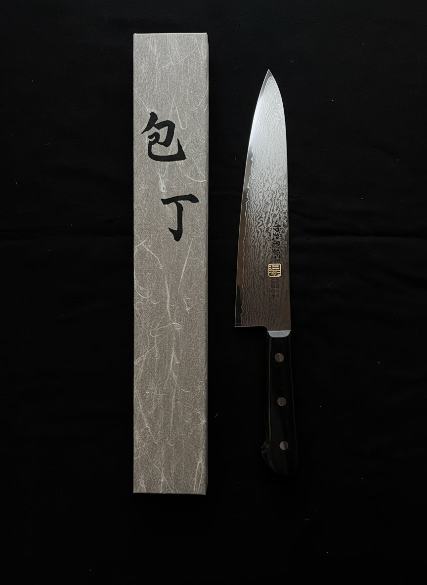 Iseya Jihei Gyuto 210 mm – VG10 damašková ocel, 33 vrstev