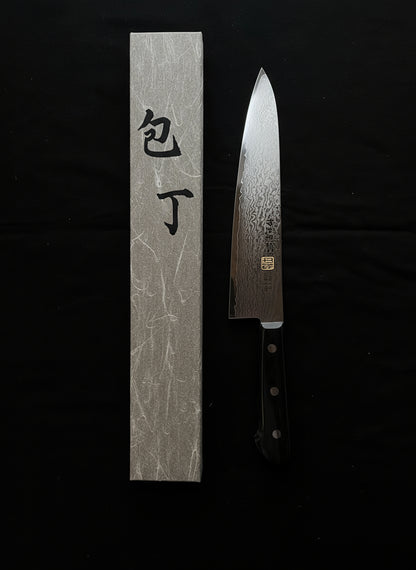 Iseya Jihei Gyuto 210 mm – VG10 damašková ocel, 33 vrstev