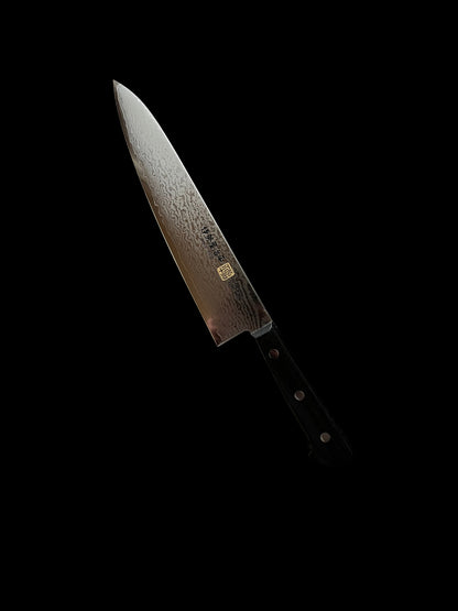 Iseya Jihei Gyuto 210 mm – VG10 damašková ocel, 33 vrstev