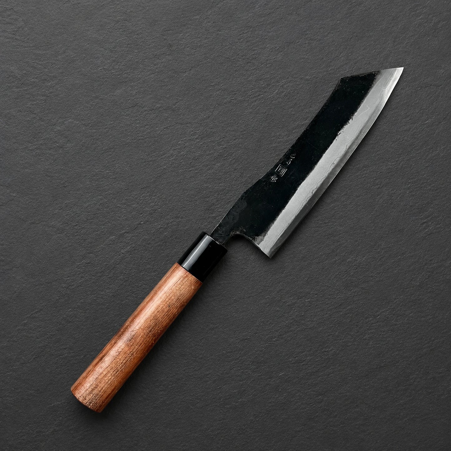 Tosa Tsukasa Kiritsuke Santoku 165mm Aogami Nr. 2 Suminagashi Damast Kurouchi