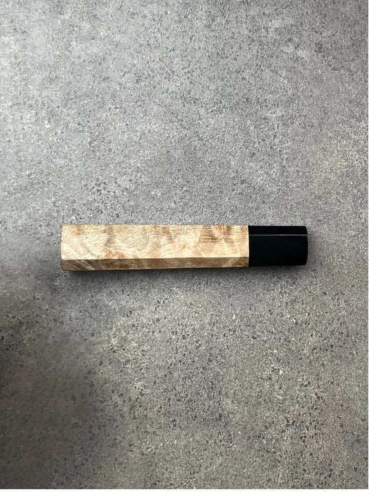 Rukojet z kudrnatého javoru (maple burl) osmihranná