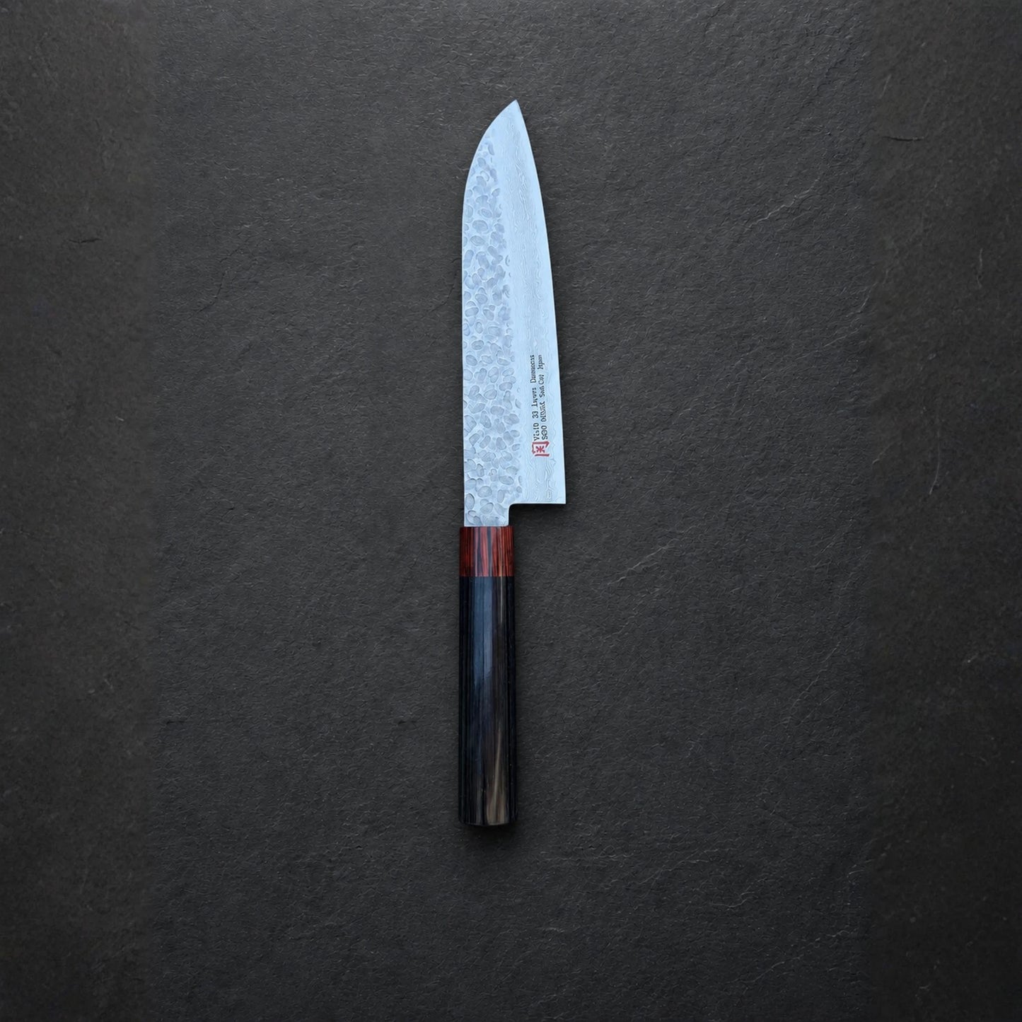 Iseya Santoku 180 mm – VG10 Damascus steel, 33 layers