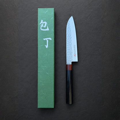 Iseya Santoku 180 mm – VG10 Damascus steel, 33 layers