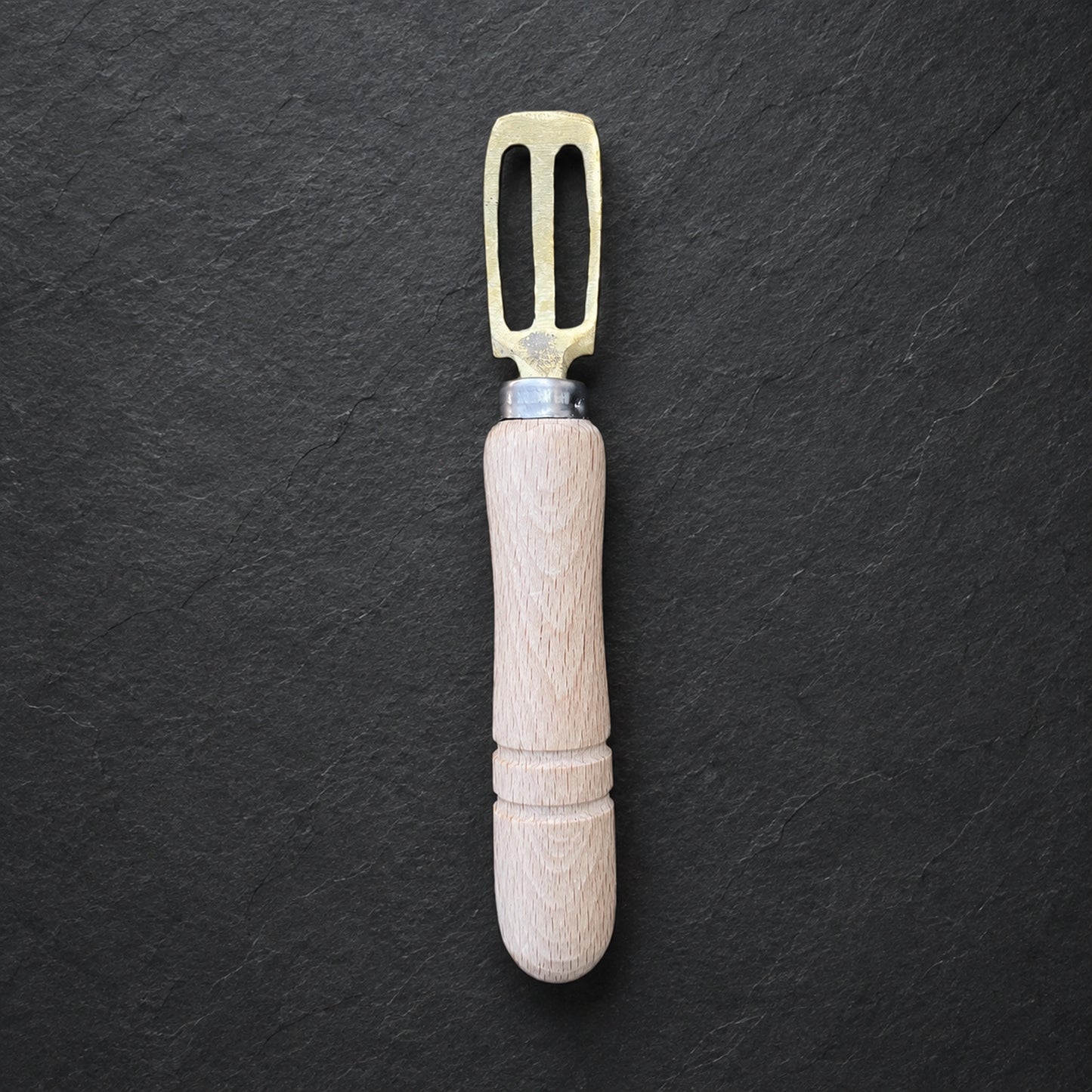 Tsubame-Sanjo fish peeler